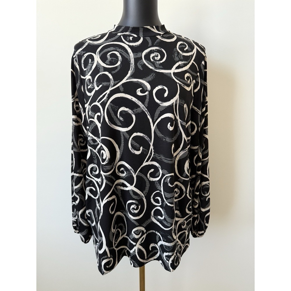 Chicos Top Womens 2 Large Black/Ivory Mock Neck Blouse Swirl Print Flowy NWOT